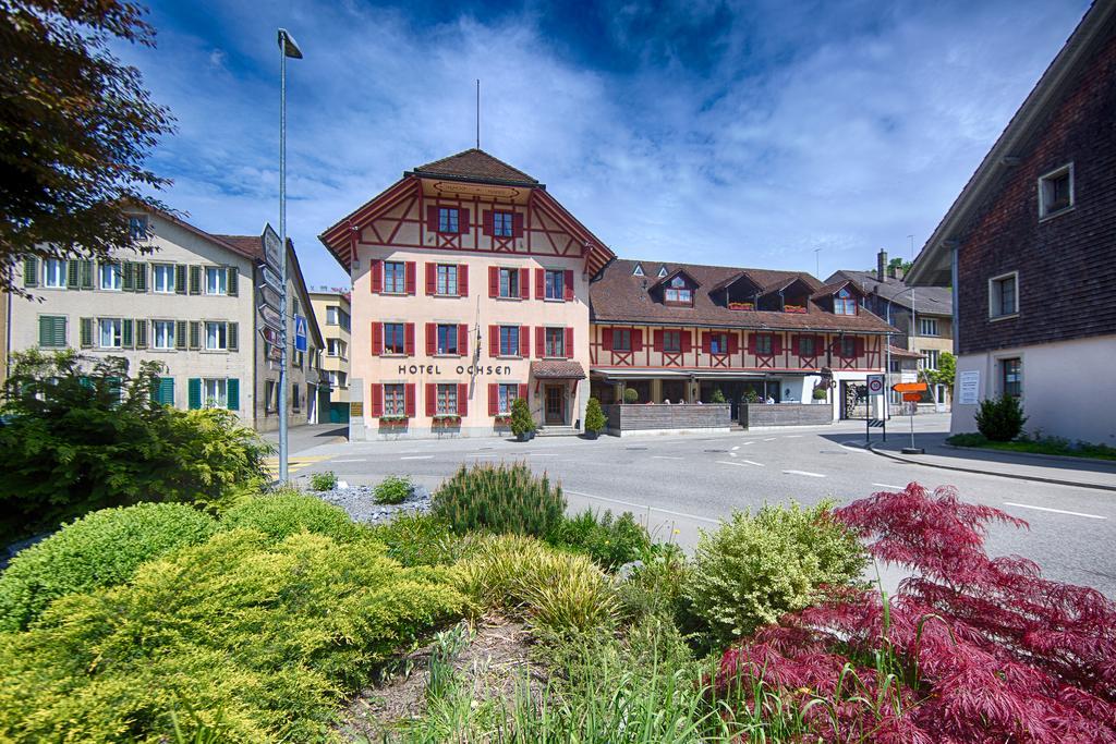 Ochsen Lenzburg Hotell Exteriör bild