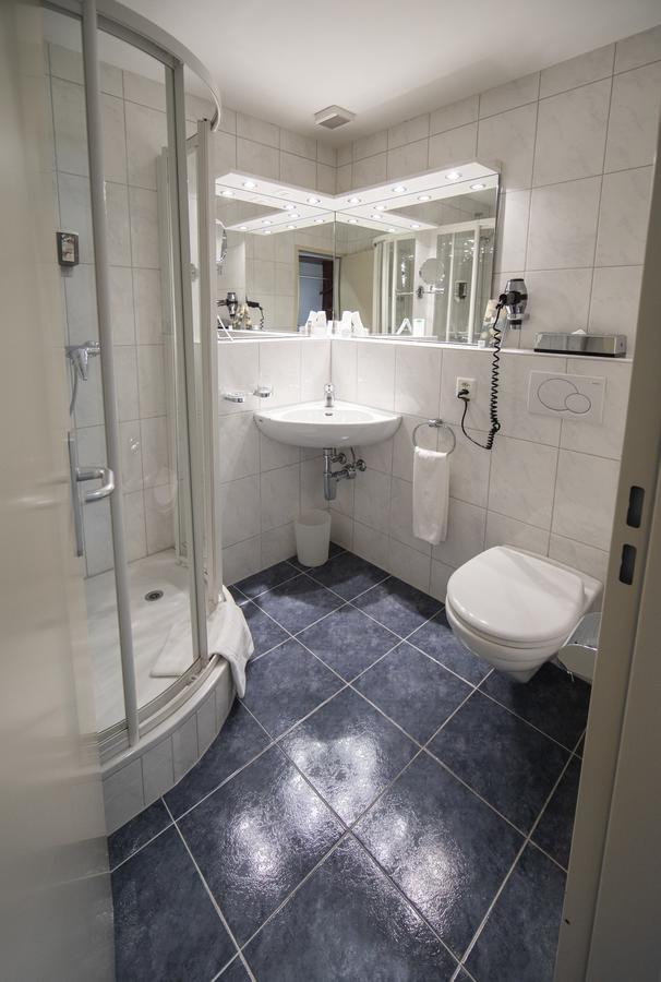 Ochsen Lenzburg Hotell Exteriör bild